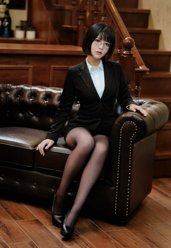 半半子 – NO.047 OL様[37P/108MB]-1