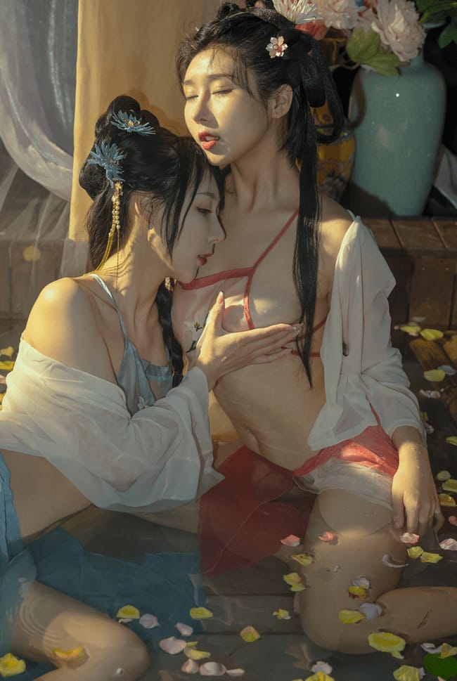 Genji云溪溪 – NO.24 奶桃 水池 [42P1V-1.38GB]-2